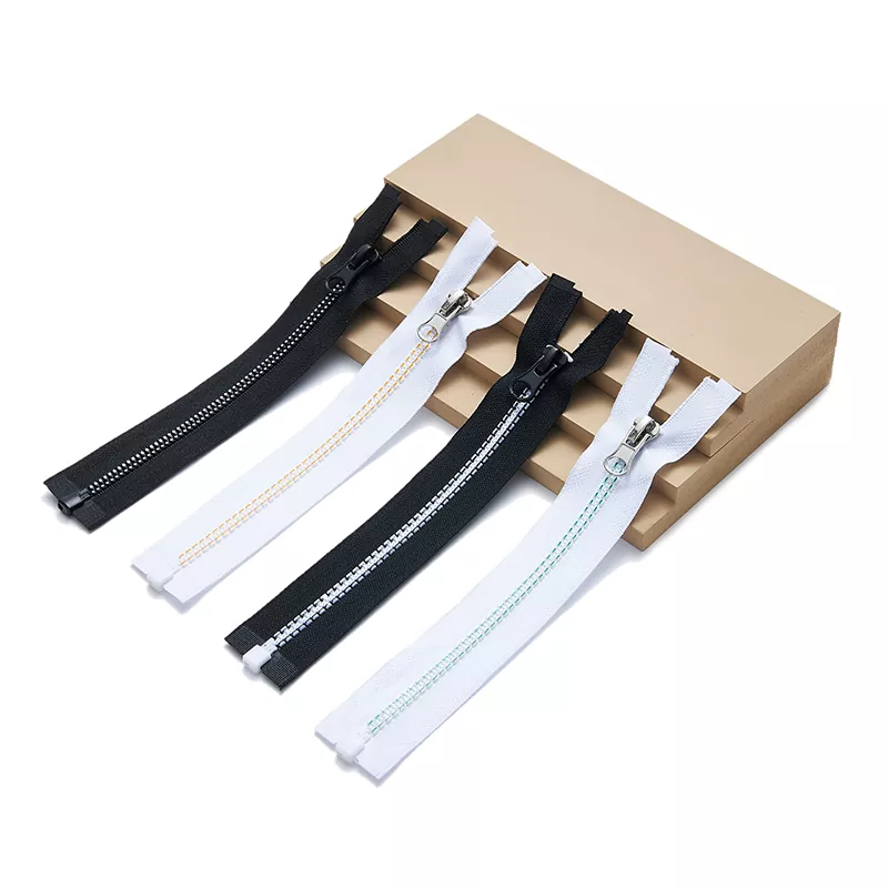 Cerniera in plastica riciclata