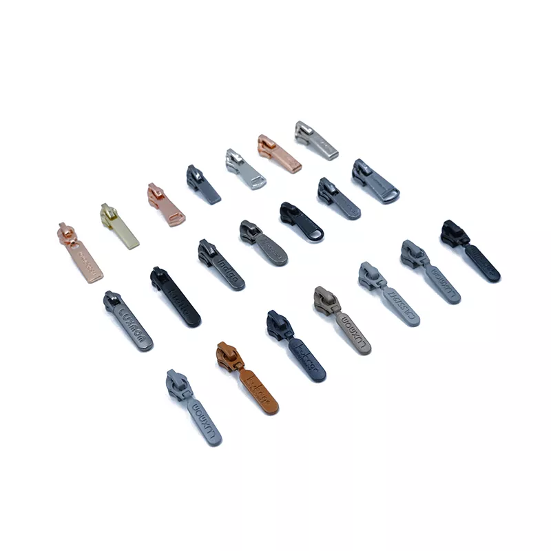 Estrattore per targhette